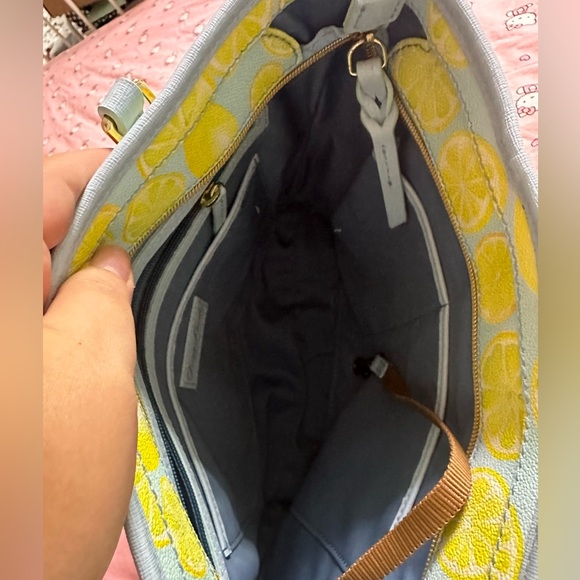 Dooney & Bourke Limone Charleston Bag Tote Sky Blue Sliced Lemons Handbag - Picture 4 of 7